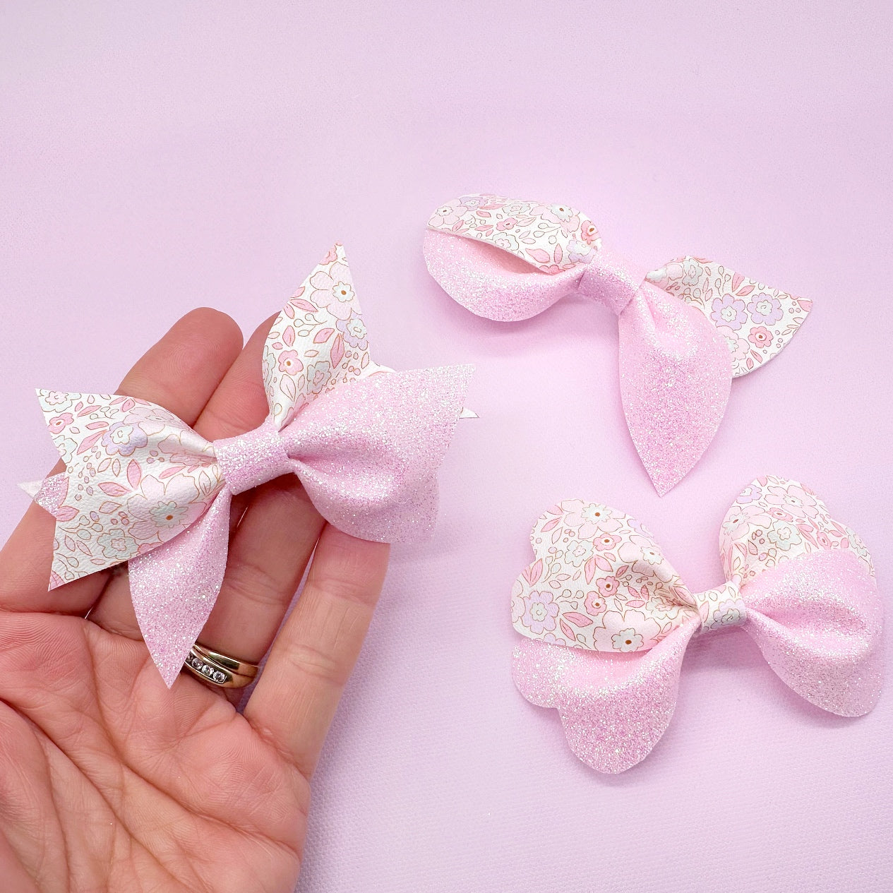 Exclusive Ditsy Dainty Pinch Bow Set 3.5'' SVG/PDF